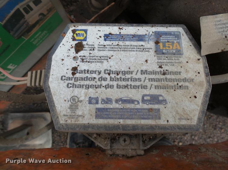 image for item AL9087 2004 JLG UT612 utility trailer