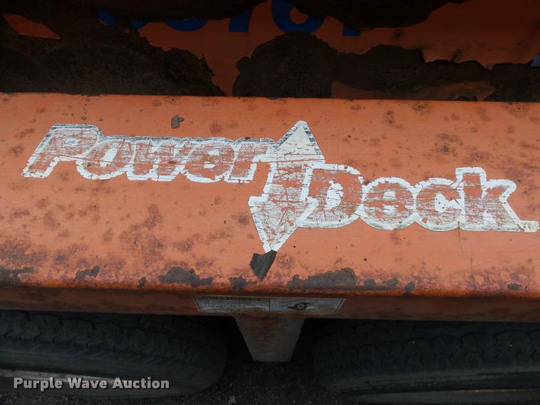 image for item AL9087 2004 JLG UT612 utility trailer