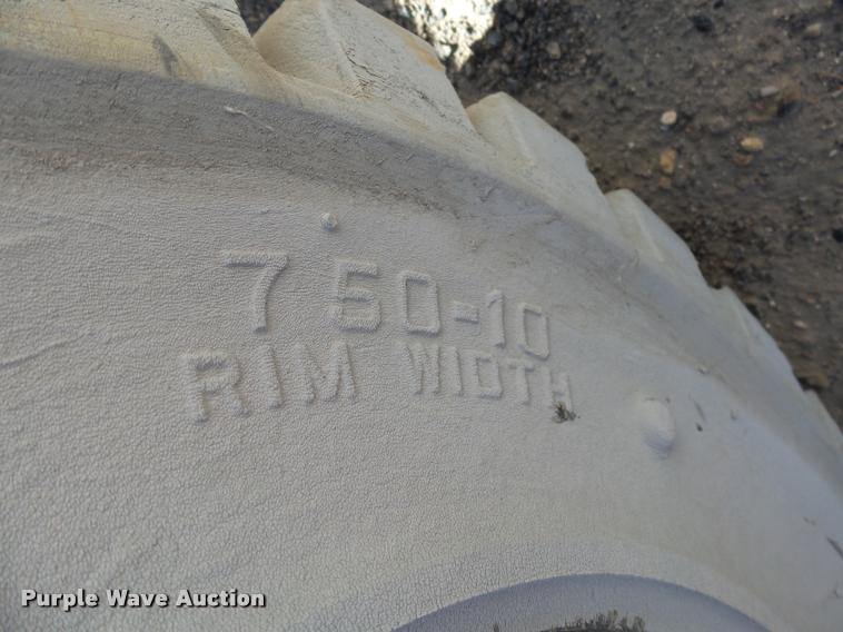 image for item AL9097 2000 Mec 3768ES scissor lift