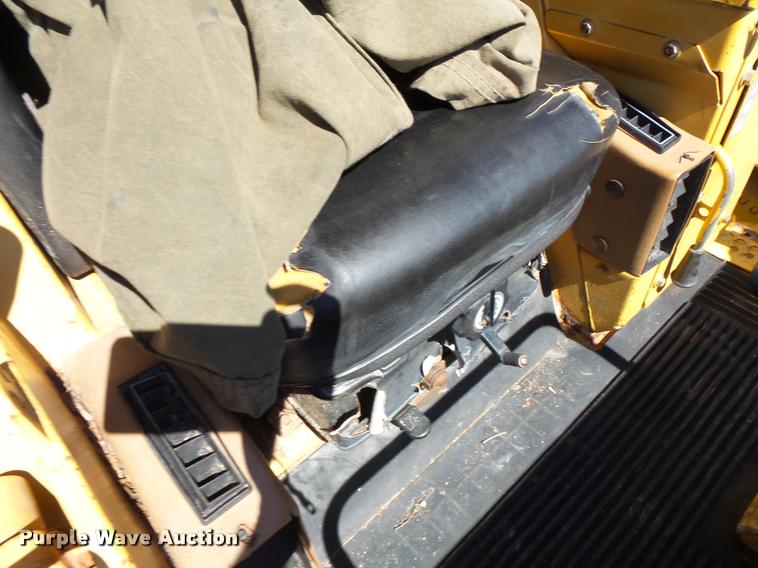 image for item BS9763 1990 Caterpillar 953 track loader