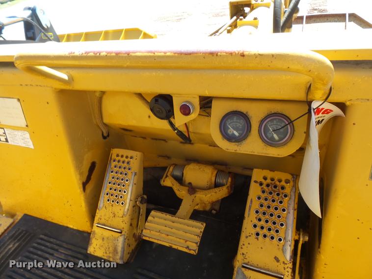 image for item BS9763 1990 Caterpillar 953 track loader