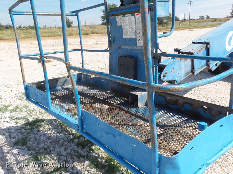 image for item BU9750 2005 Genie S60 boom lift
