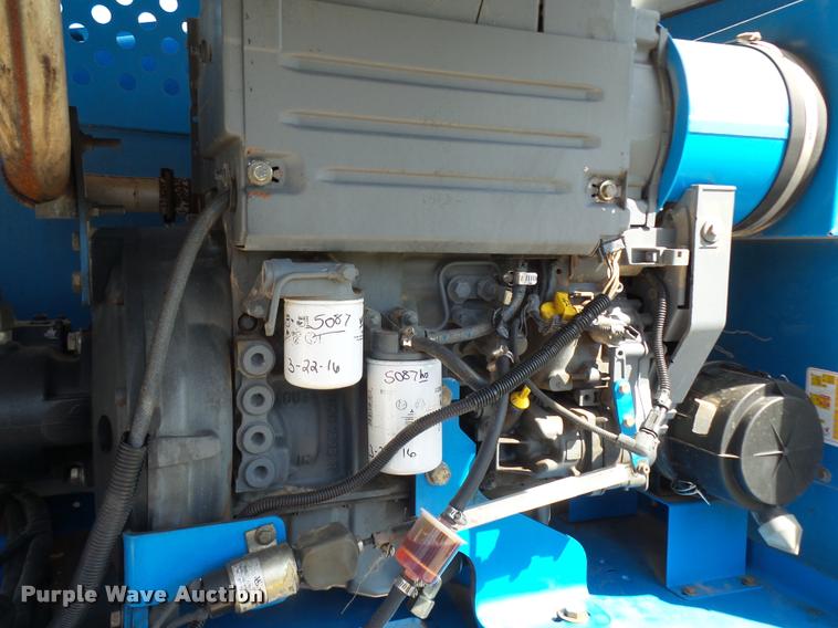 image for item BU9750 2005 Genie S60 boom lift
