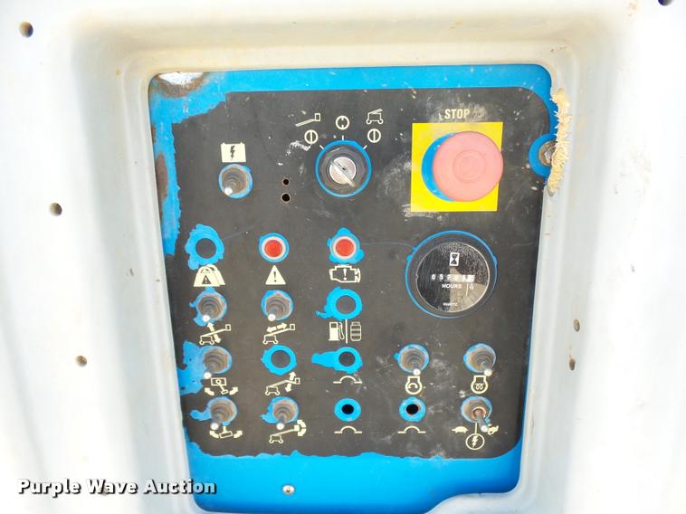 image for item BU9750 2005 Genie S60 boom lift