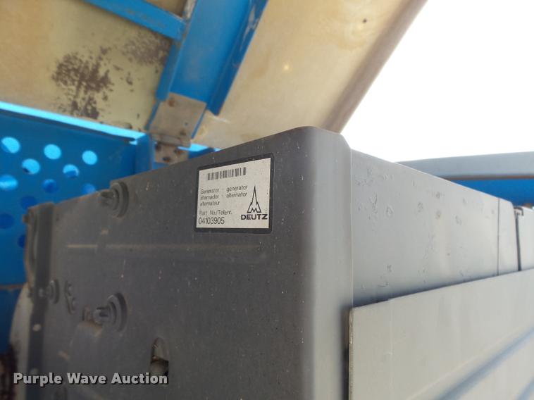 image for item BU9753 2005 Genie S60 boom lift