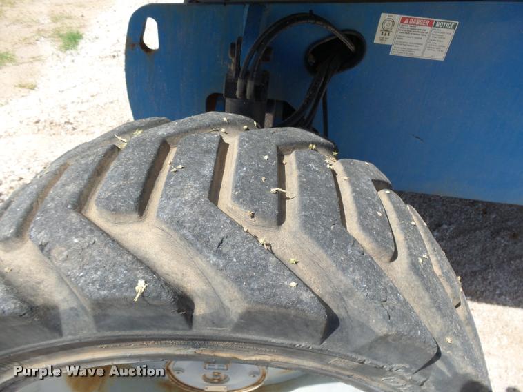 image for item BU9753 2005 Genie S60 boom lift