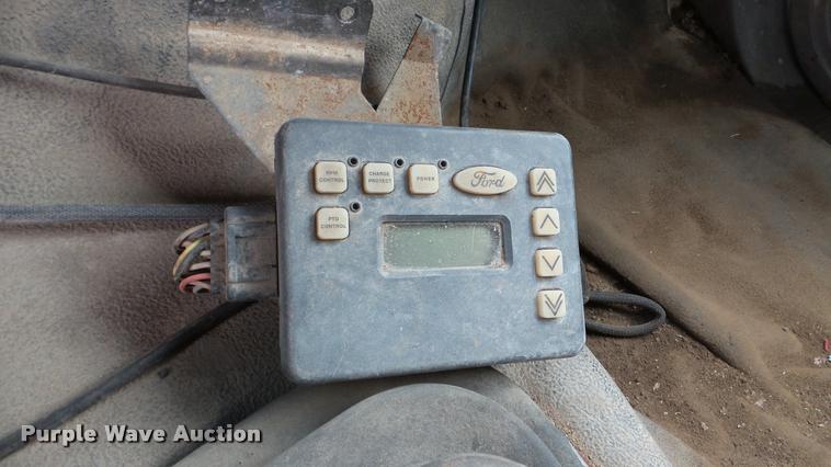 image for item DA2886 2000 Ford F750 Super Duty dump truck