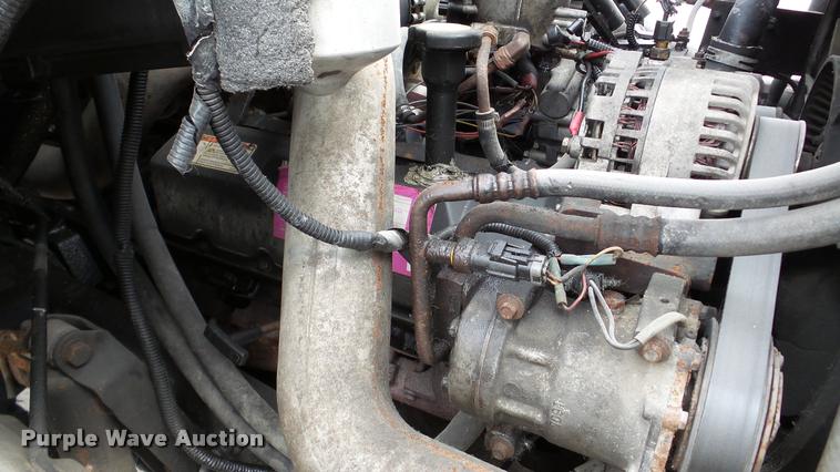 image for item DA2886 2000 Ford F750 Super Duty dump truck