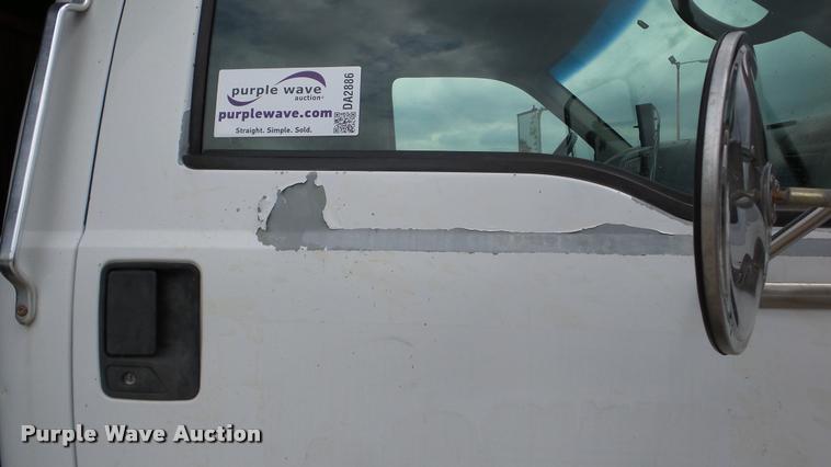 image for item DA2886 2000 Ford F750 Super Duty dump truck