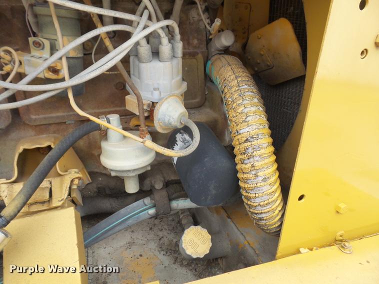 image for item DA3907 1977 Hyster C-530 pneumatic roller