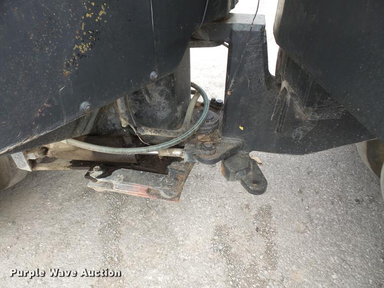 image for item DA3907 1977 Hyster C-530 pneumatic roller