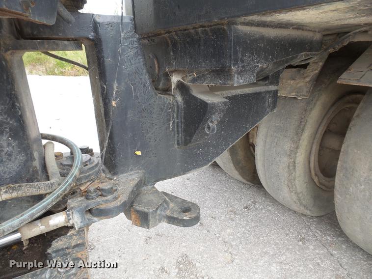 image for item DA3907 1977 Hyster C-530 pneumatic roller