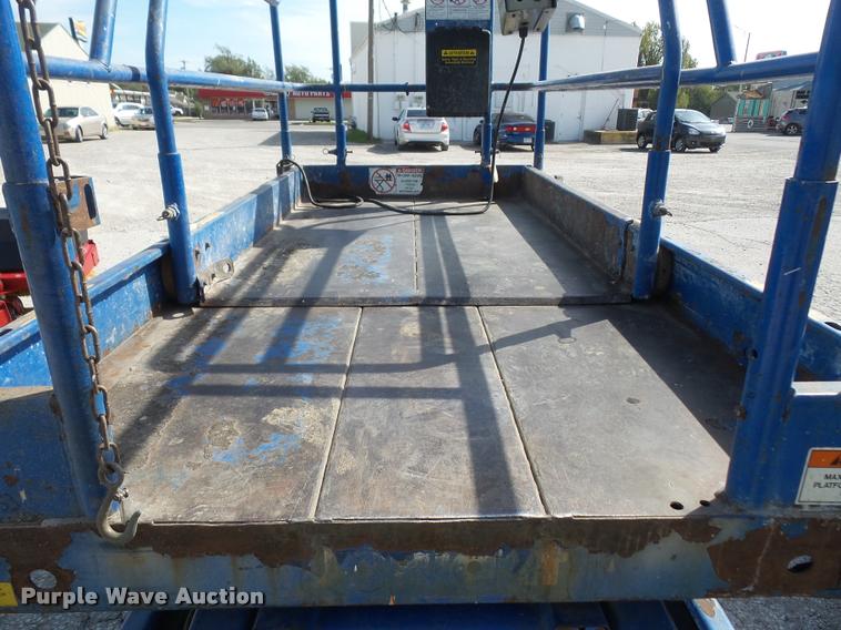 image for item DA3930 Up Right X20W scissor lift