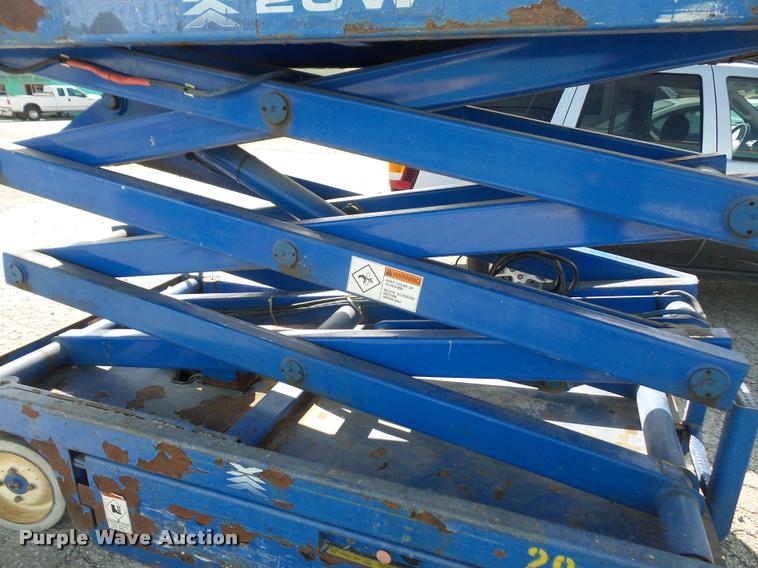 image for item DA3930 Up Right X20W scissor lift