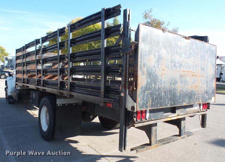 image for item DA3934 2000 International 4900 flatbed truck