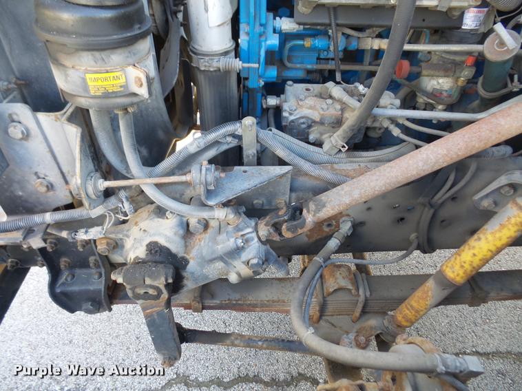 image for item DA3934 2000 International 4900 flatbed truck