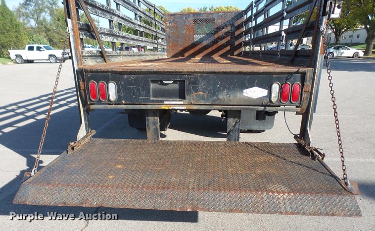image for item DA3934 2000 International 4900 flatbed truck