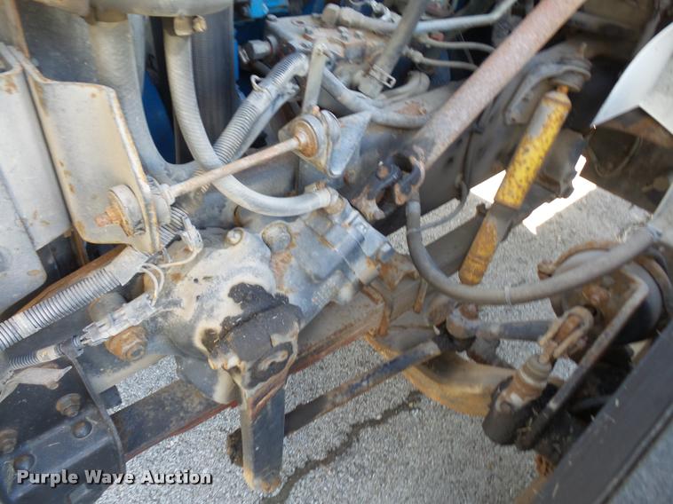 image for item DA3934 2000 International 4900 flatbed truck