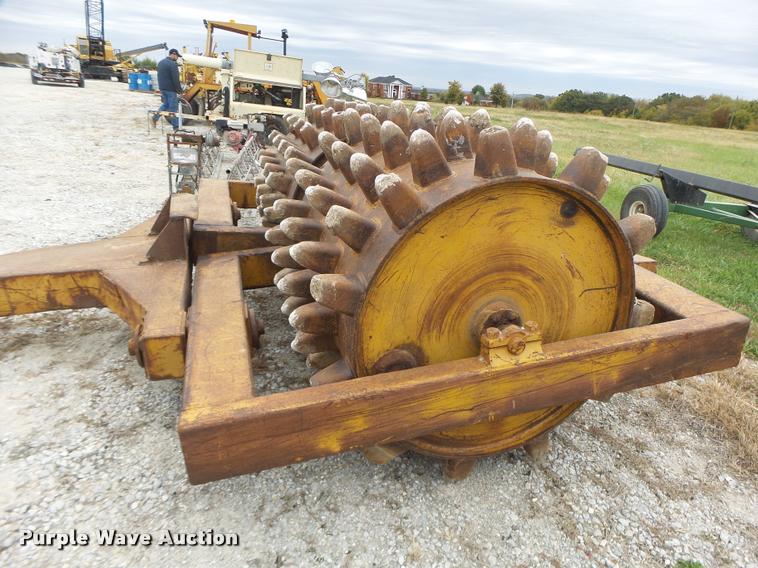 image for item DA9252 Double drum sheeps foot roller