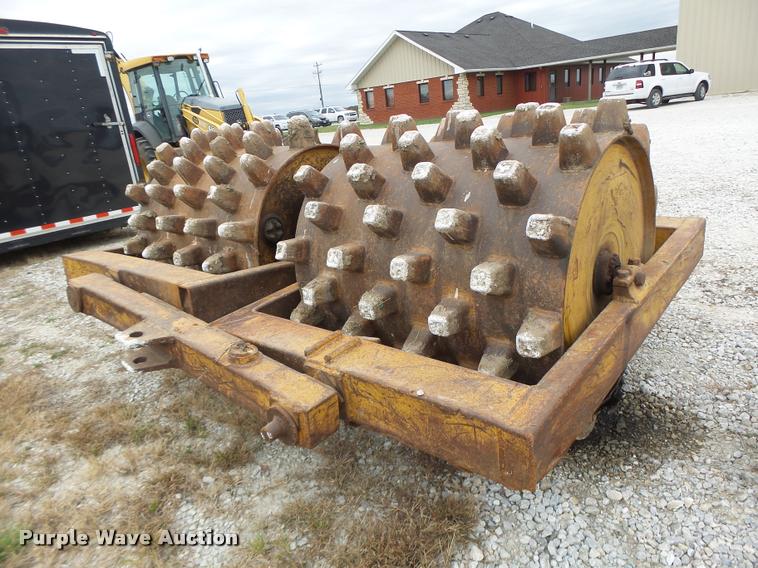 image for item DA9252 Double drum sheeps foot roller