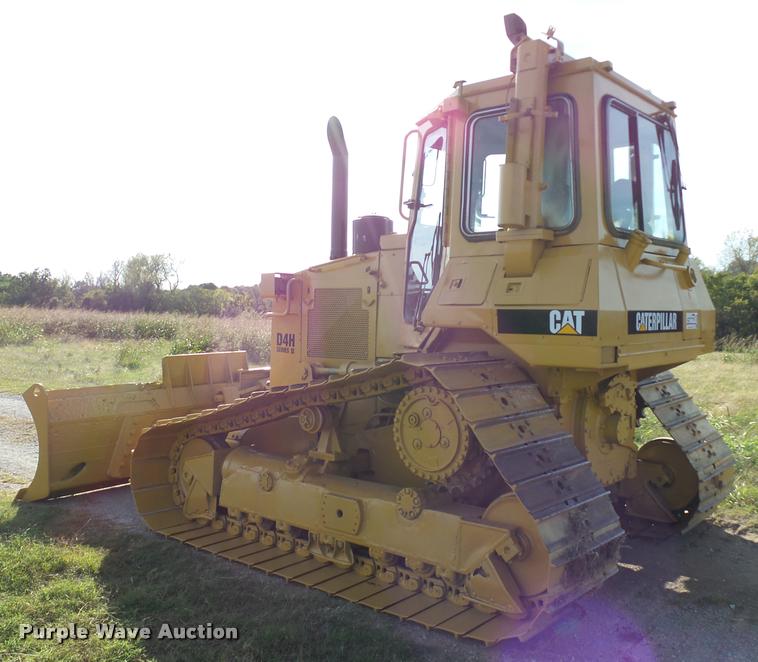 image for item DB4569 1992 Caterpillar D4H Series II dozer