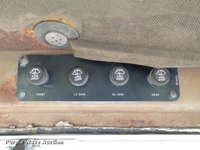 image for item DB4569 1992 Caterpillar D4H Series II dozer