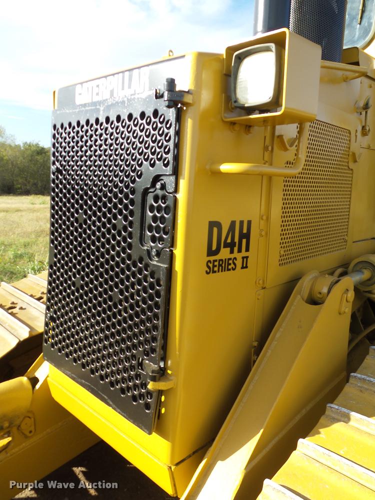image for item DB4569 1992 Caterpillar D4H Series II dozer