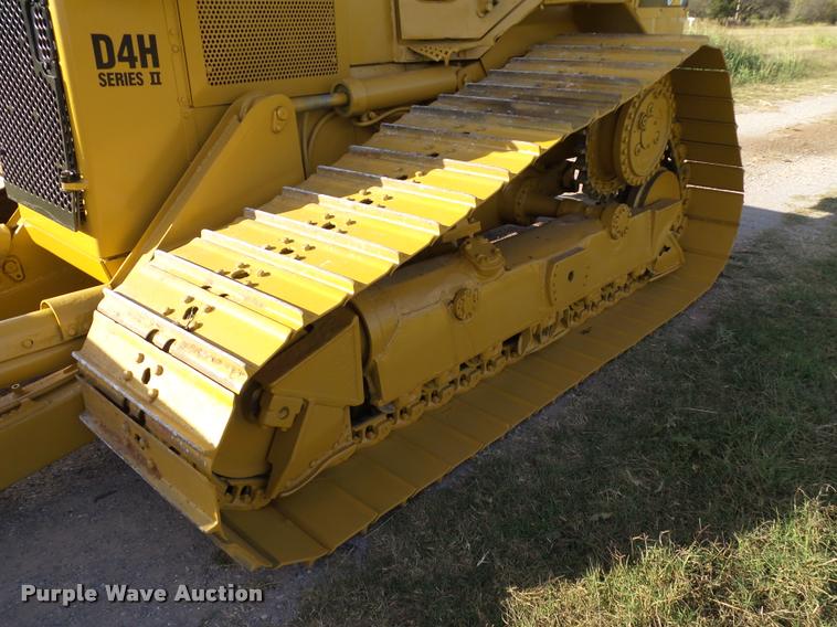 image for item DB4569 1992 Caterpillar D4H Series II dozer