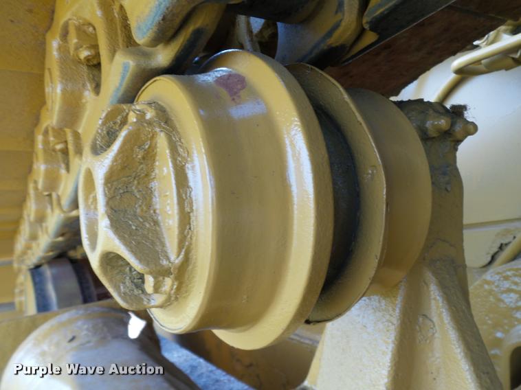 image for item DB4569 1992 Caterpillar D4H Series II dozer