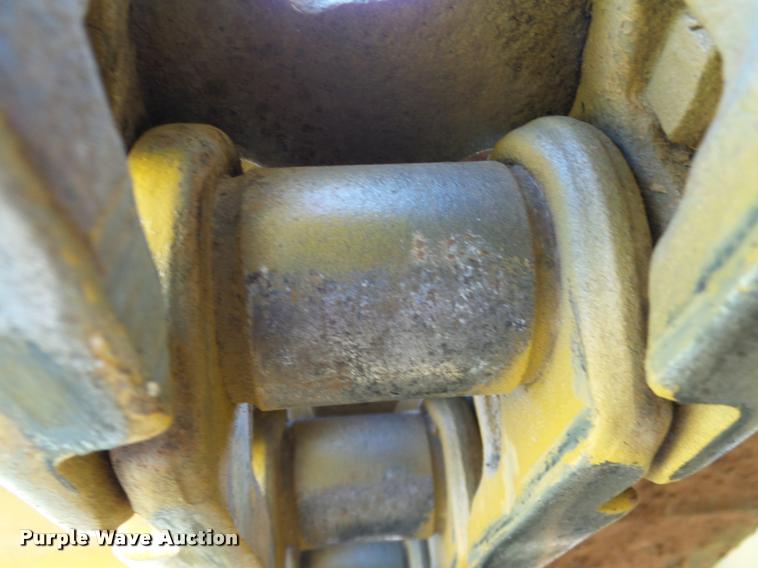 image for item DB4569 1992 Caterpillar D4H Series II dozer