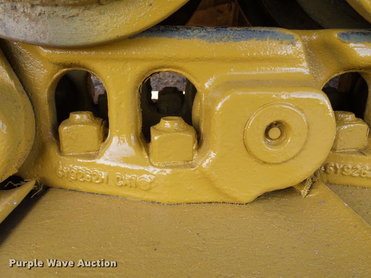 image for item DB4569 1992 Caterpillar D4H Series II dozer