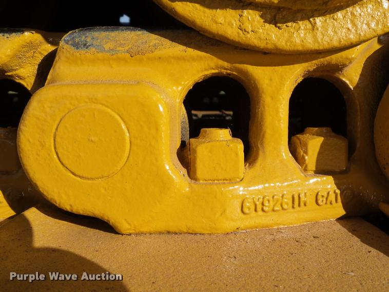 image for item DB4569 1992 Caterpillar D4H Series II dozer