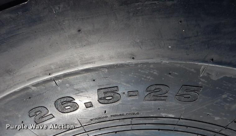 image for item F1418 (4) 26.5x25 loader tires
