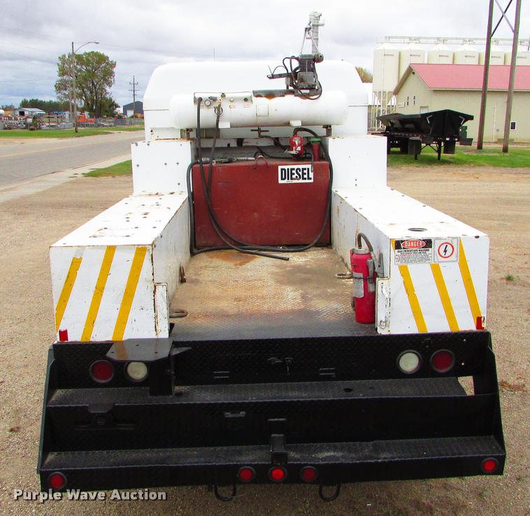 image for item J1629 1998 Kenworth T300 service truck