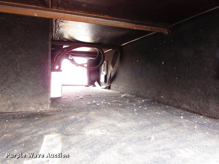 image for item J1629 1998 Kenworth T300 service truck