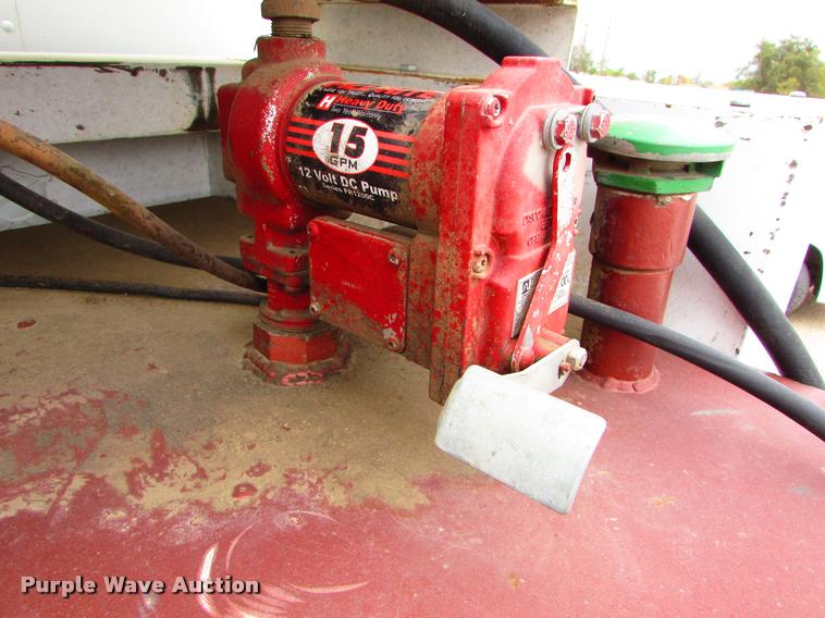 image for item J1629 1998 Kenworth T300 service truck