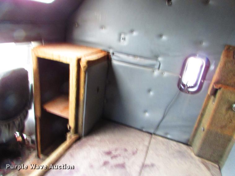 image for item J1629 1998 Kenworth T300 service truck