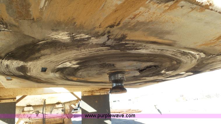 image for item J8261 1985 Ranch bottom dump trailer