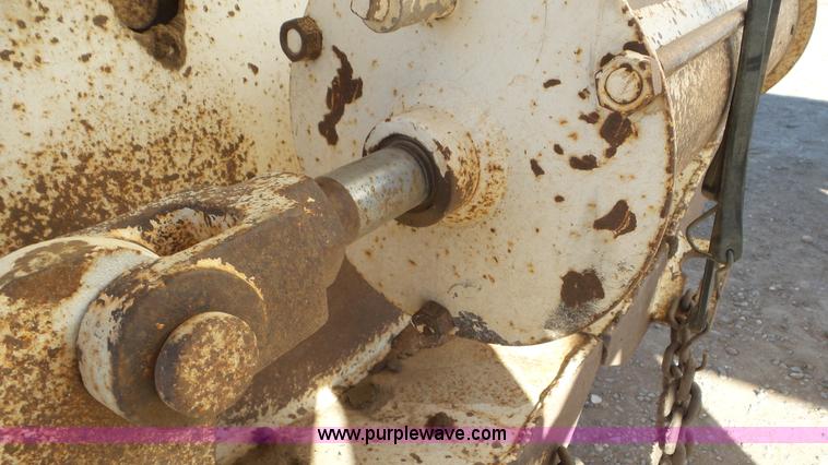 image for item J8261 1985 Ranch bottom dump trailer