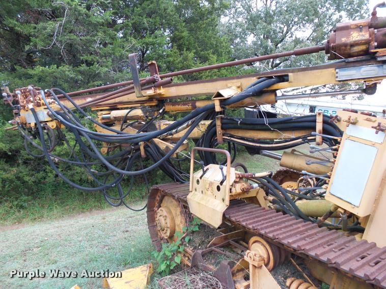 image for item K1076 Leroi HDR12EW crawler drill