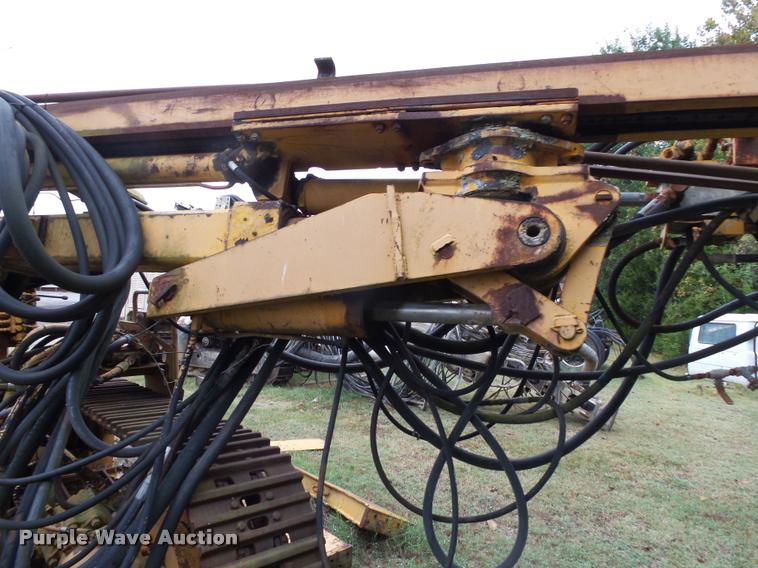 image for item K1076 Leroi HDR12EW crawler drill