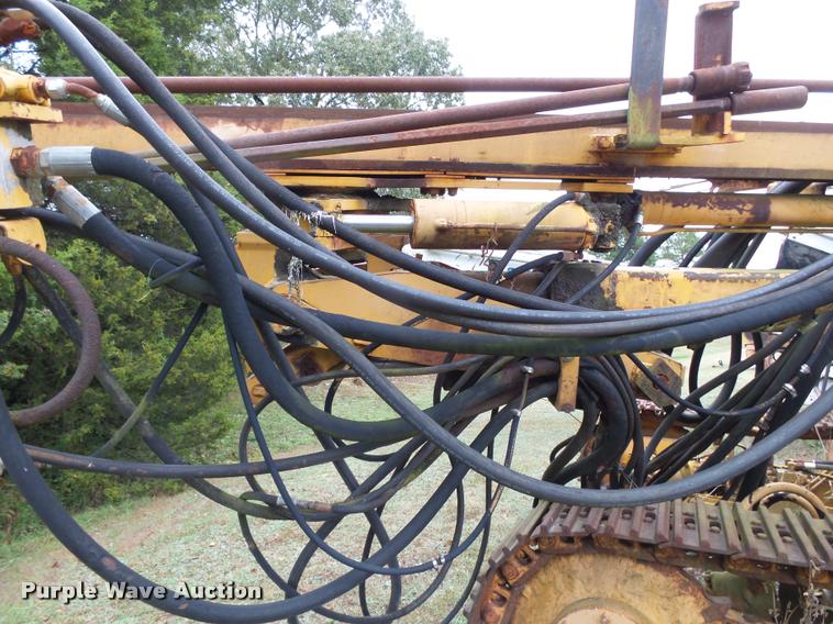 image for item K1076 Leroi HDR12EW crawler drill