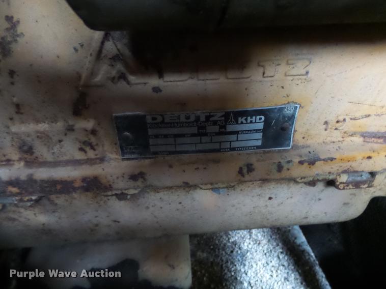 image for item K1076 Leroi HDR12EW crawler drill