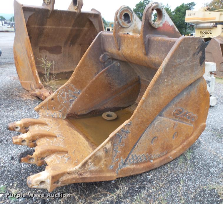 image for item K1077 Esco excavator bucket