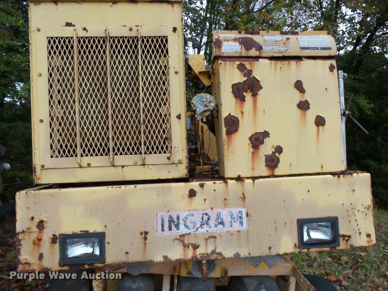 image for item K1078 Ingram 9-2800-PA pneumatic roller