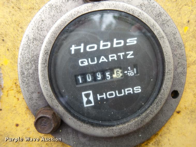 image for item K1078 Ingram 9-2800-PA pneumatic roller