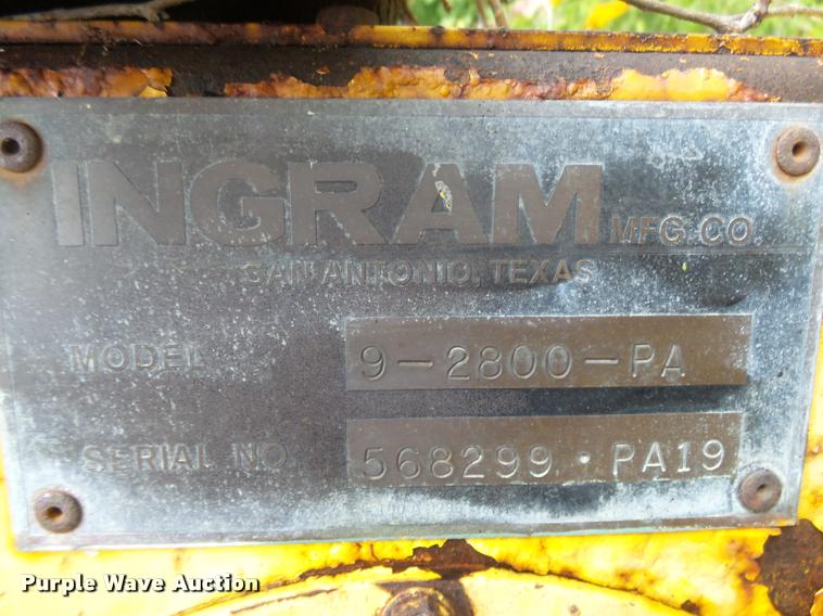 image for item K1078 Ingram 9-2800-PA pneumatic roller