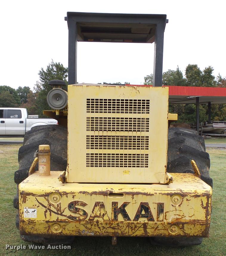 image for item K1079 Saki SV500TF single drum vibratory roller