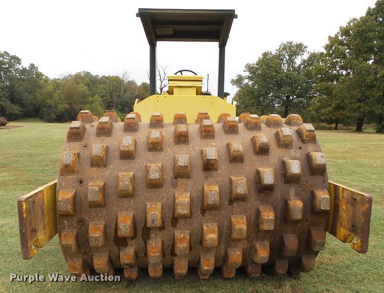 image for item K1079 Saki SV500TF single drum vibratory roller