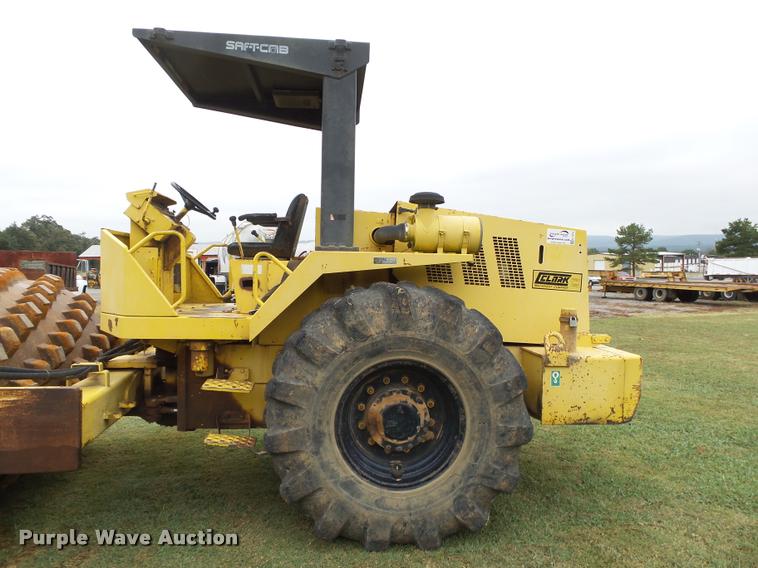 image for item K1079 Saki SV500TF single drum vibratory roller